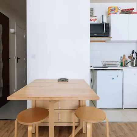 Large Studio - Bercy - 2 People Апартаменты